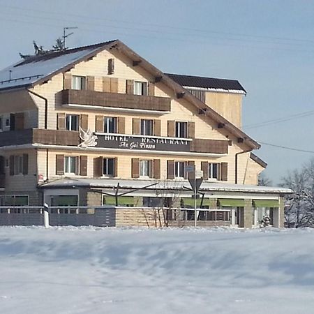 Hotel Restaurant Le Yeti 莱鲁斯 外观 照片